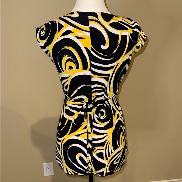 XOXO Blouse Black Yellow Crossover Bodice Top Tie Back Elastic Waist Women’s SzM - Picture 3 of 11